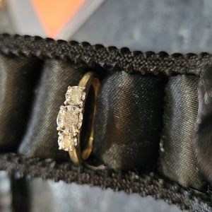 10k Gold 3 diamond ring